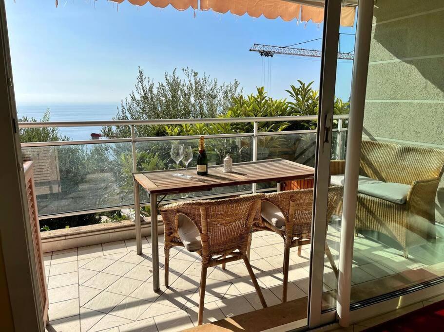 Les Jardins De Monaco Vue Mer Et Piscine Apartment Saint-Antoine  Exterior photo
