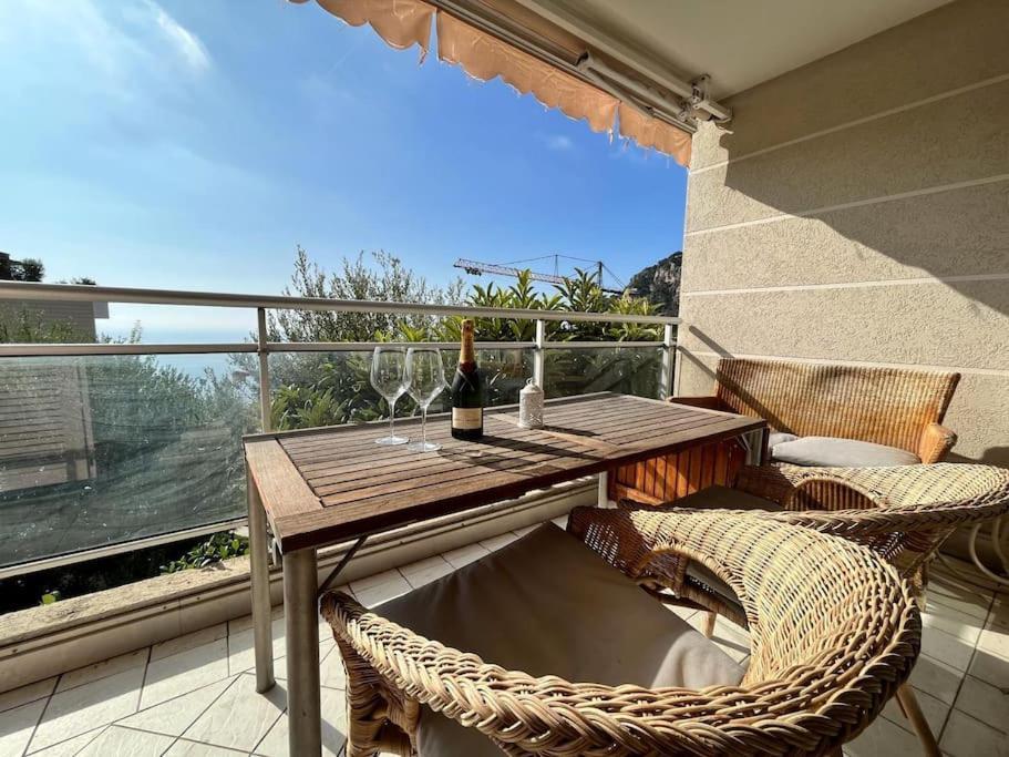 Les Jardins De Monaco Vue Mer Et Piscine Apartment Saint-Antoine  Exterior photo